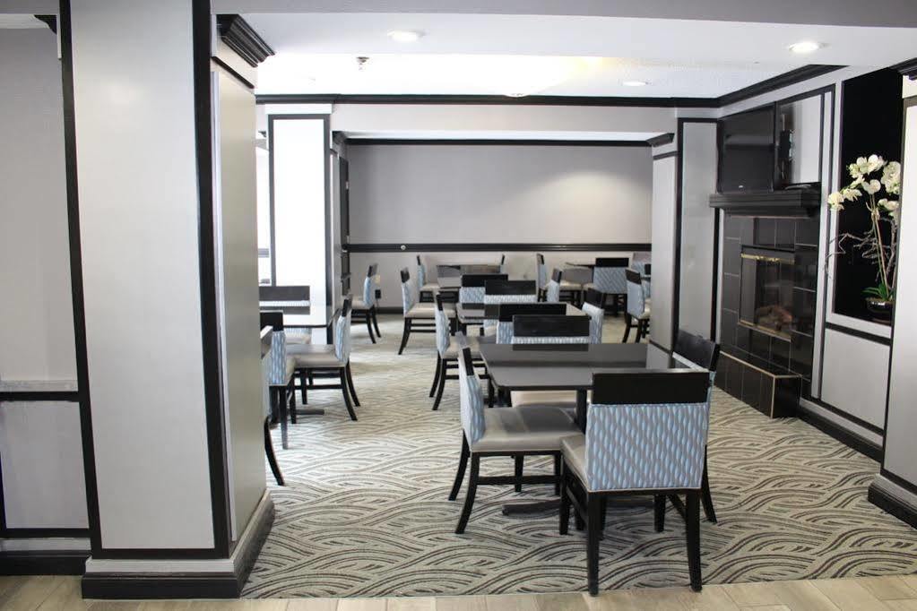 Baymont By Wyndham Canton Exterior foto
